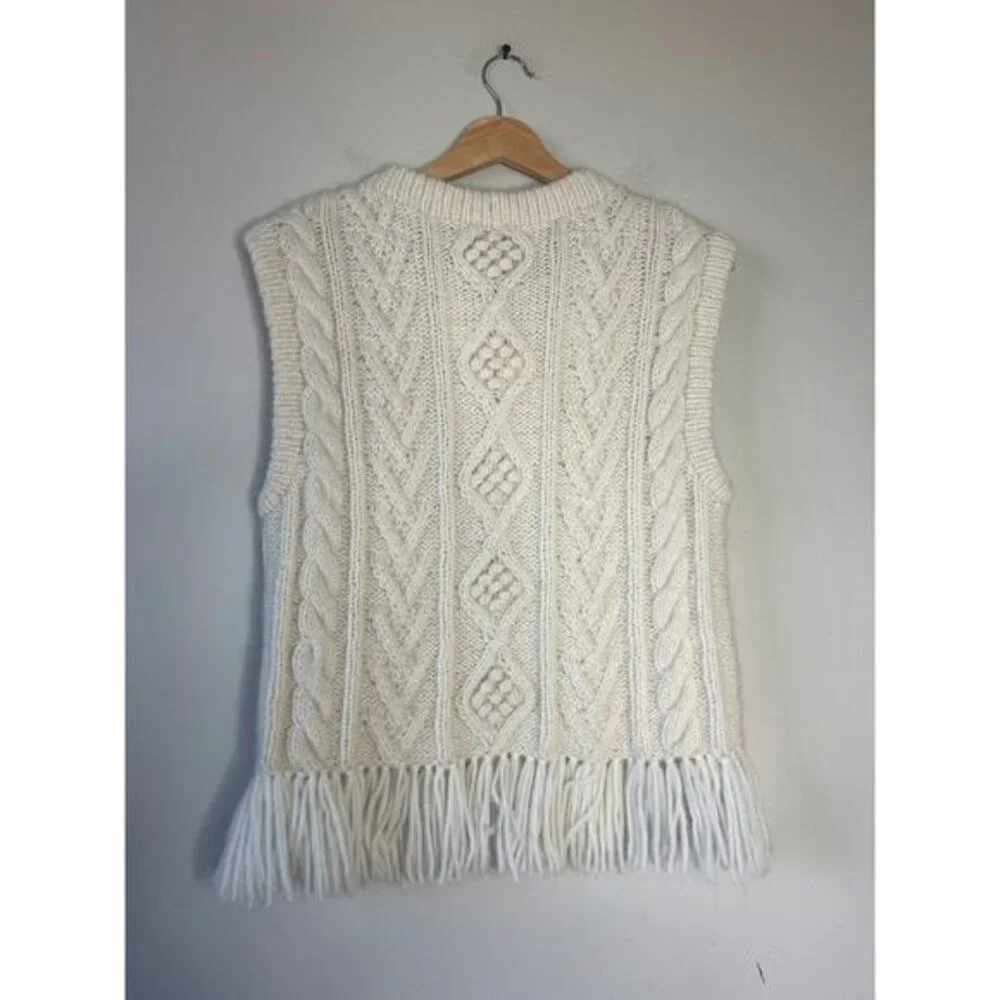 NWT Lingua Franca Mavis Fringe Knit Crew Neck Sleeveless Vest Cream Size: Small
